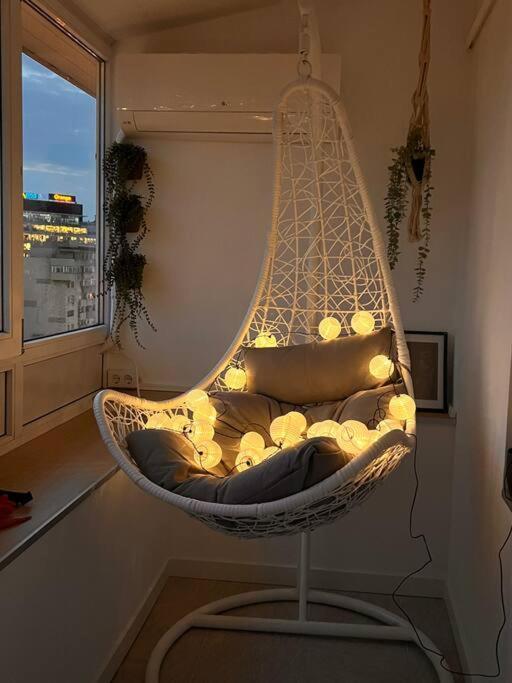 City View Studio In The Heart Of Bucharest Appartement Buitenkant foto