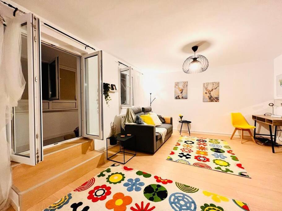 City View Studio In The Heart Of Bucharest Appartement Buitenkant foto